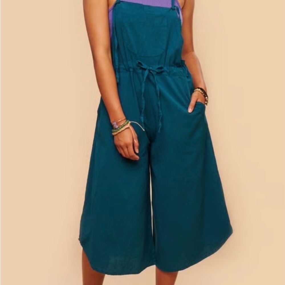EARTHBOUND Teal Wide-Leg Strap Jumpsuit